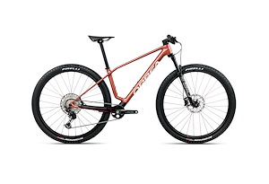 Orbea Orbea Alma M30 | MTB Hardtail | Mars Red-Metallic Burgundy