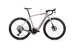 Orbea Orbea Denna M10i | Elcykel Gravel | Nickel-Carbon Raw