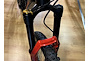 Ghost Riot EN AL Universal MTB Heldämpad Black-Red-Grey från TCMcykel.se Artikel nr: 29632