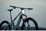 Orbea Wild TR H10 e-MTB Trail White Cream-Sunset från TCMcykel.se Artikel nr: 35086